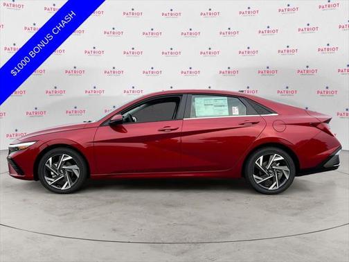 2025 Hyundai ELANTRA Limited