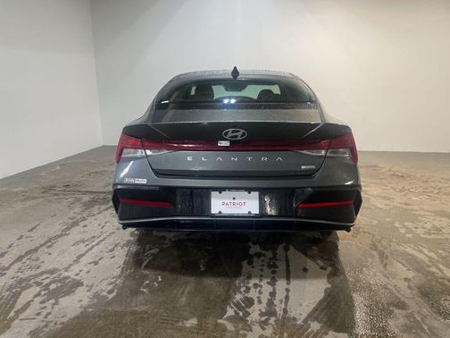 2026 Hyundai ELANTRA HEV Blue