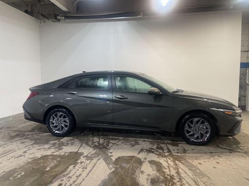 2026 Hyundai ELANTRA HEV Blue