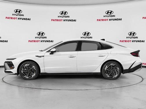 Serenity White 2027 Hyundai SONATA SEL