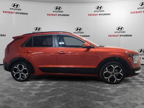 2023 Kia Niro Touring