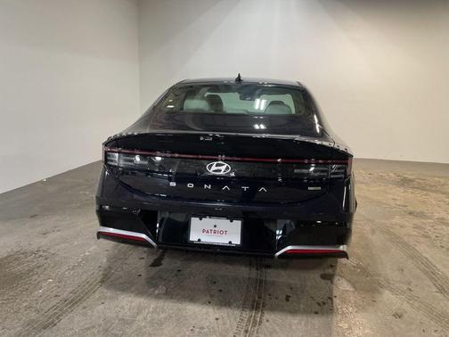 2026 Hyundai SONATA SEL