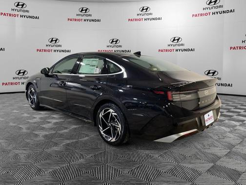 2026 Hyundai SONATA SEL