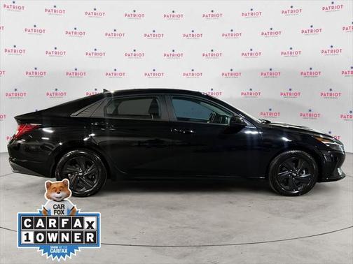 2023 Hyundai ELANTRA HEV Blue