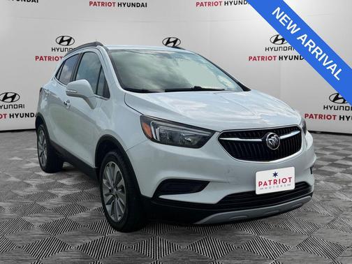 Summit White 2017 Buick Encore Preferred