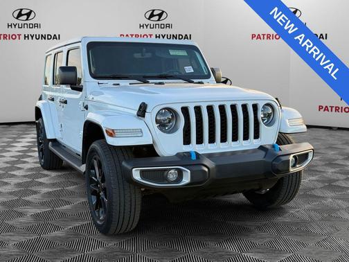Bright White Clearcoat 2023 Jeep Wrangler 4xe Sahara