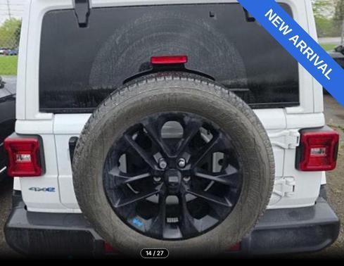 Bright White Clearcoat 2023 Jeep Wrangler 4xe Sahara