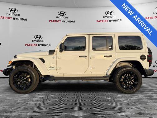 Bright White Clearcoat 2023 Jeep Wrangler 4xe Sahara