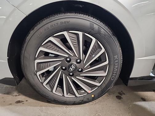 2026 Hyundai SONATA Hybrid SE