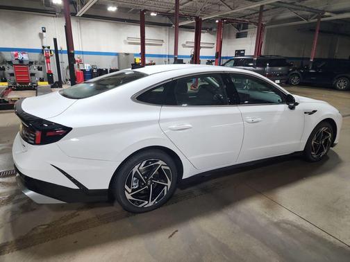 2026 Hyundai SONATA SEL