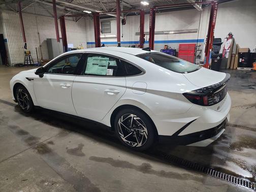 2026 Hyundai SONATA SEL