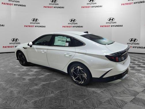 2026 Hyundai SONATA SEL