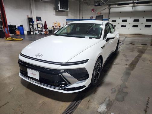 2026 Hyundai SONATA SEL