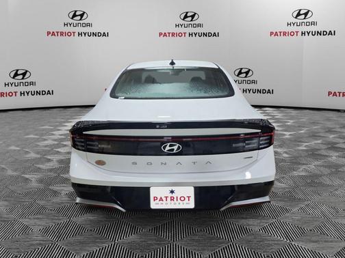 2026 Hyundai SONATA SEL