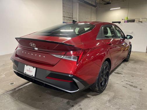 2026 Hyundai ELANTRA Sport