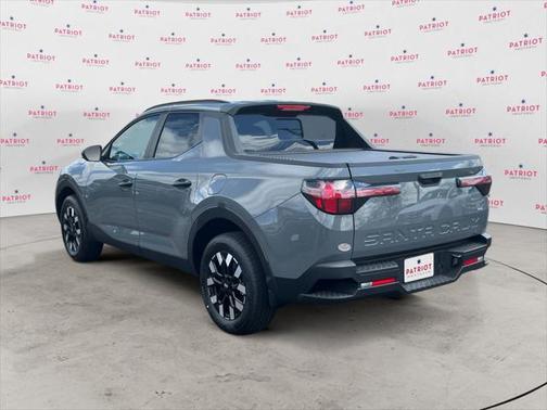 2025 Hyundai SANTA CRUZ SEL Activity