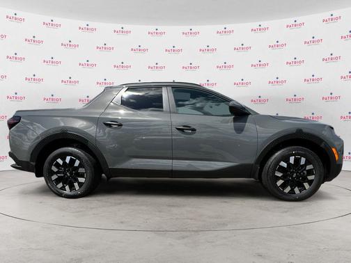 2025 Hyundai SANTA CRUZ SEL Activity