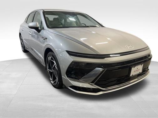 2026 Hyundai SONATA SEL