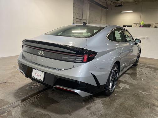 2026 Hyundai SONATA SEL