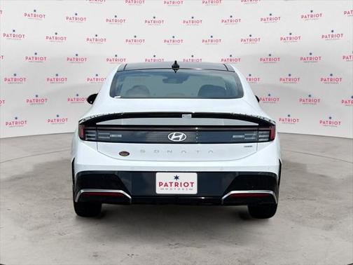 2025 Hyundai SONATA Hybrid Limited