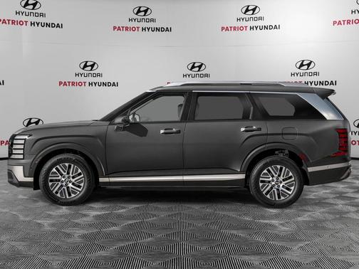 Titan Green 2026 Hyundai Palisade Hybrid SEL Premium 8P