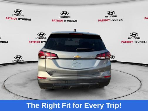 Sterling Gray Metallic 2024 Chevrolet Equinox 1LT