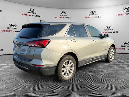 Sterling Gray Metallic 2024 Chevrolet Equinox 1LT