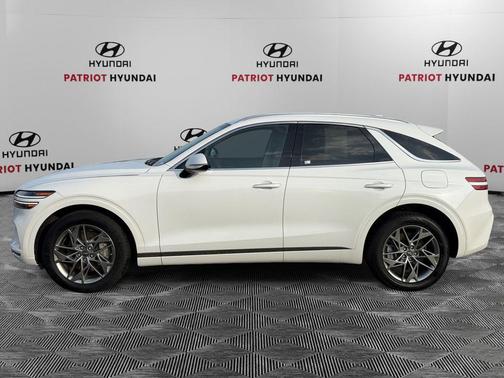 Uyuni White 2025 Genesis GV70 2.5T AWD