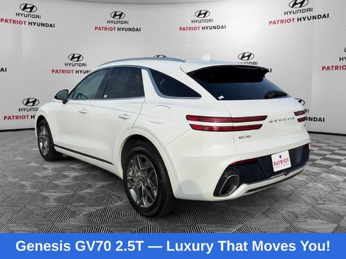 Uyuni White 2025 Genesis GV70 2.5T AWD