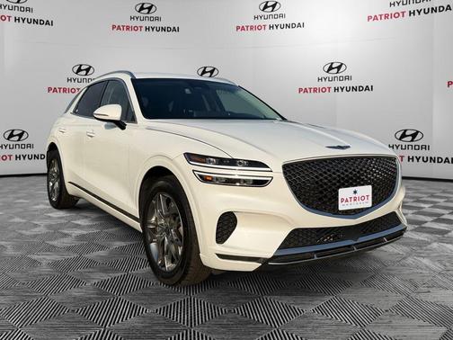 Uyuni White 2025 Genesis GV70 2.5T AWD