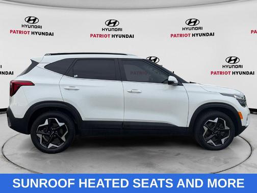 Snow White Pearl 2024 Kia Seltos EX