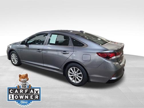 2018 Hyundai SONATA SE