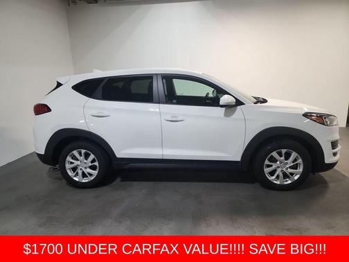 2019 Hyundai TUCSON SE