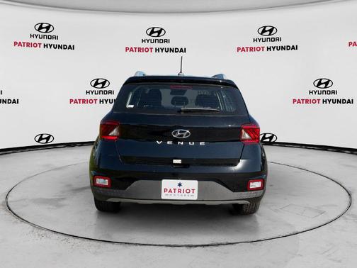 Onyx Black 2026 Hyundai VENUE SEL