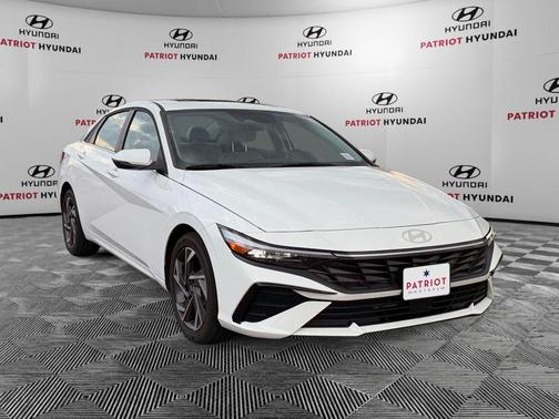 Serenity White 2026 Hyundai ELANTRA Limited