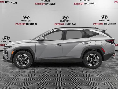 Shimmering Silver 2026 Hyundai TUCSON SEL Premium