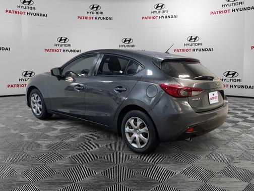 2015 Mazda Mazda3 i Sport