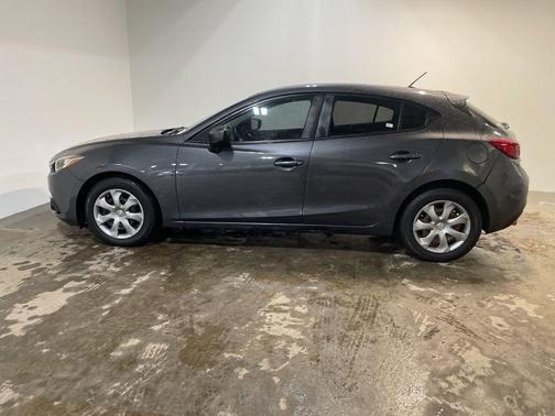 2015 Mazda Mazda3 i Sport