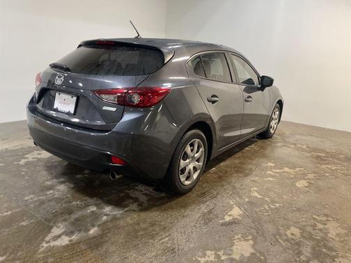 2015 Mazda Mazda3 i Sport