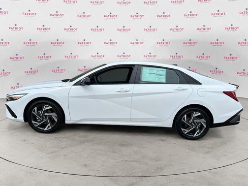 2025 Hyundai ELANTRA Sport