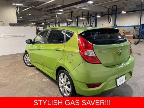 2012 Hyundai Accent SE
