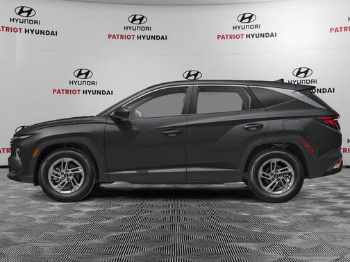 Phantom Black 2026 Hyundai TUCSON SE