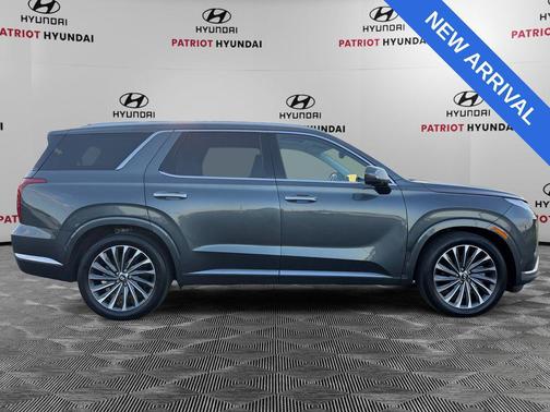 Steel Graphite 2024 Hyundai PALISADE Calligraphy