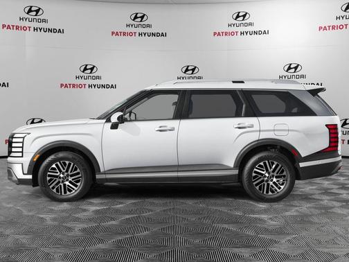 Creamy White Pearl 2026 Hyundai PALISADE SEL Premium