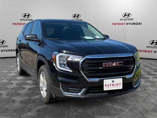 Ebony Twilight Metallic 2024 GMC Terrain SLE