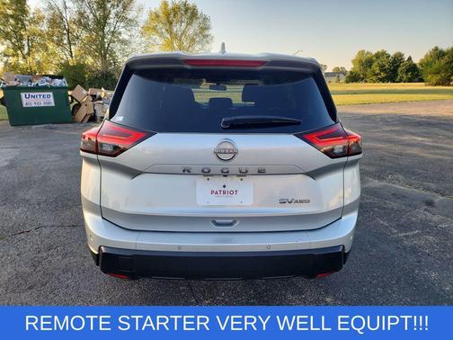 2024 Nissan Rogue SV