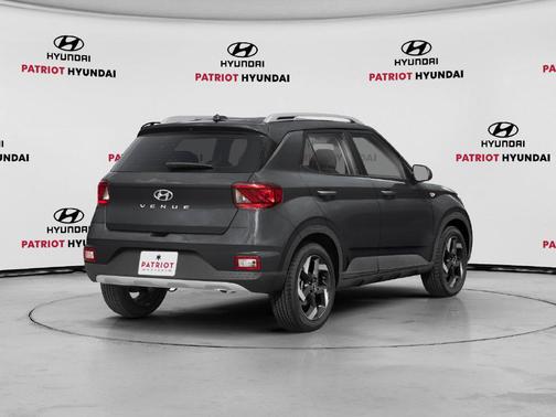 Onyx Black 2026 Hyundai VENUE SEL