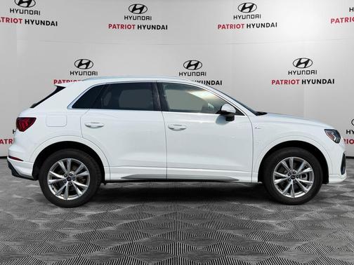 White 2025 Audi Q3 Premium