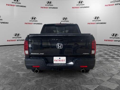 2022 Honda Ridgeline Black