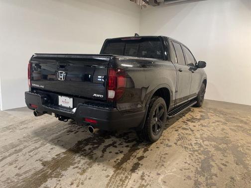 2022 Honda Ridgeline Black